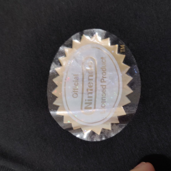 Nintendo Classically Trained T - L - Picture 4 of 5